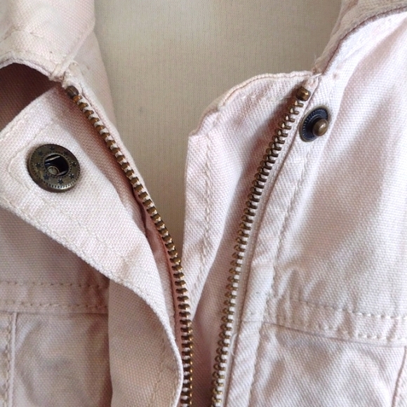 Loft Jacket - Picture 5 of 9